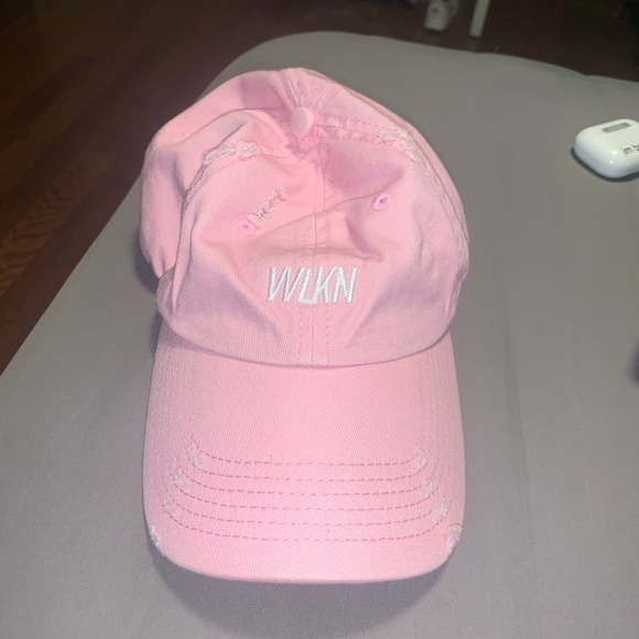 Wlkn hat - Picture 2 of 3